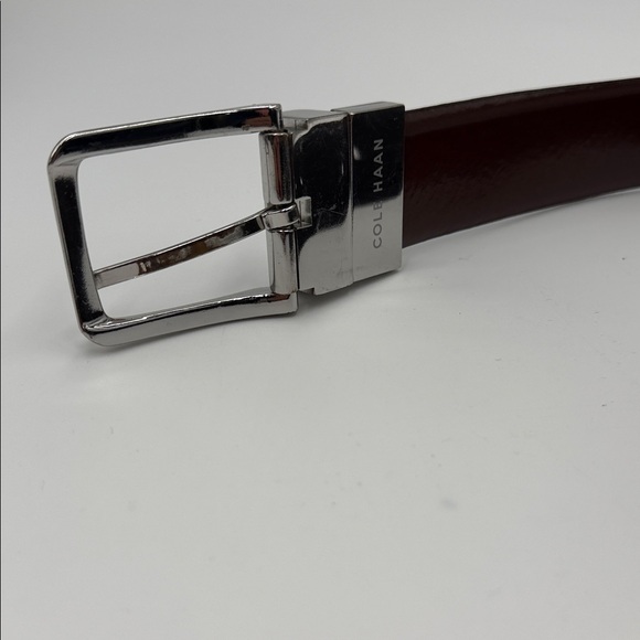 Cole Haan Reversible Men's Classic Brown Leather Belt - Picture 2 of 8